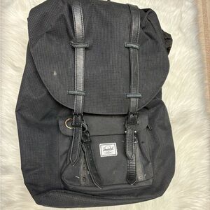 | Herschel Supply Company | backpack.